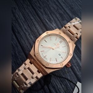 Poedagar Elvio 45mm Quartz Rose Gold Watch with White Dial Brand New